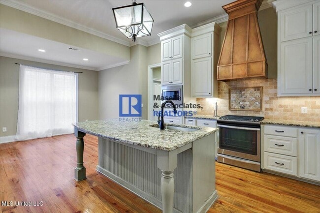 Building Photo - 4 Bed/3 Bath Home in Clinton in Copper Creek
