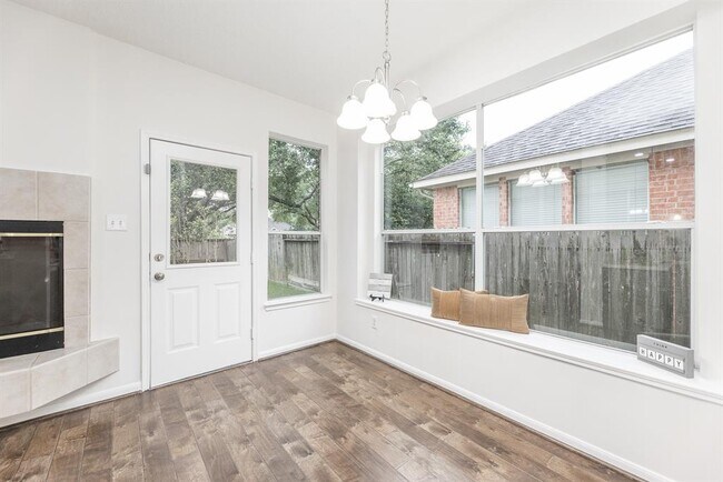 Building Photo - 5026 Bellmead Dr