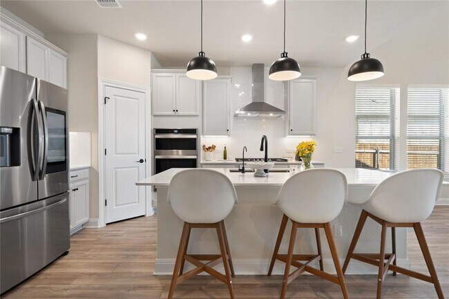 Building Photo - 156 Janelle Ln