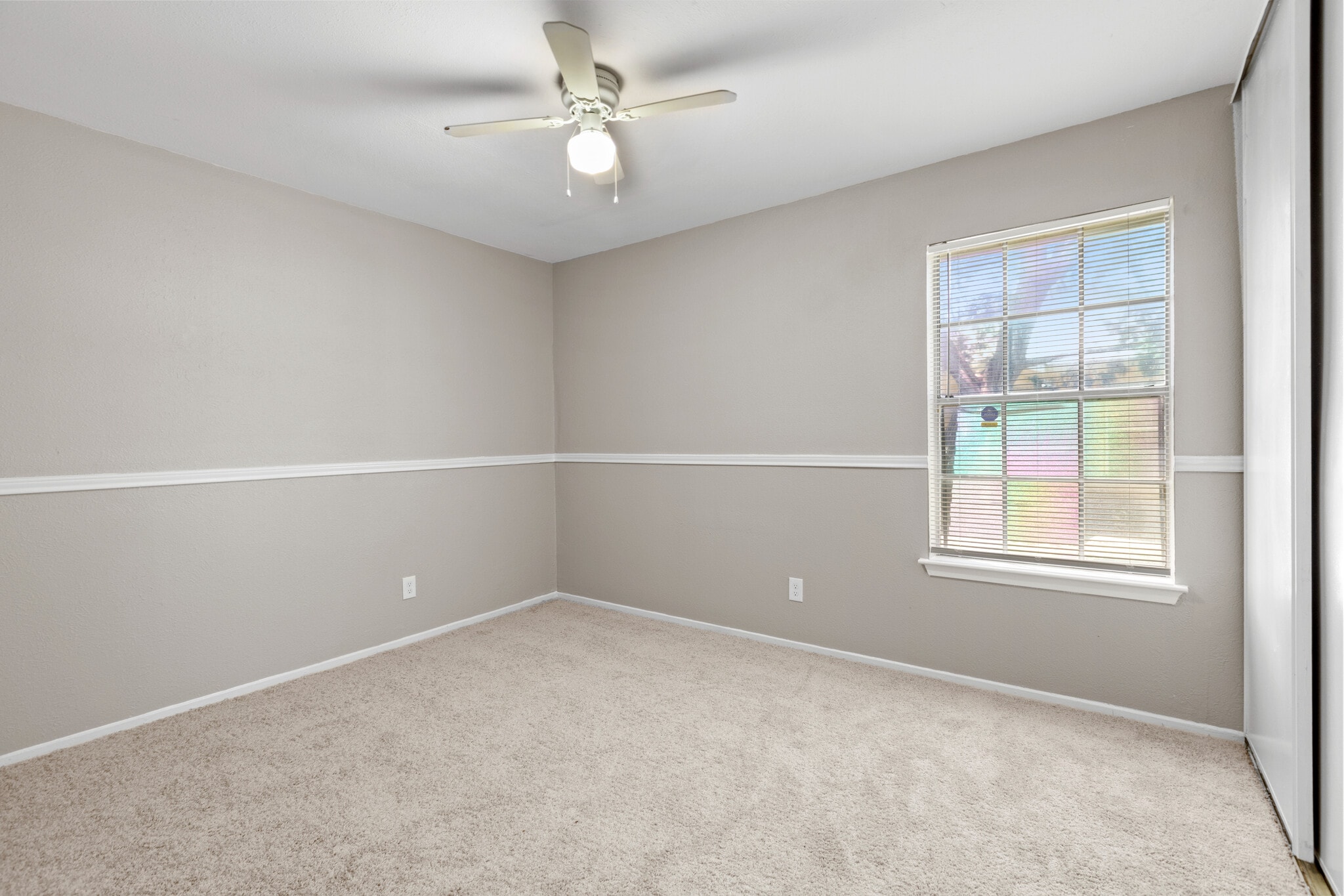 Building Photo - Room in Duplex on Segura Ct S