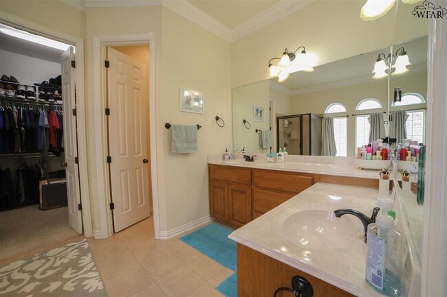 Building Photo - 4919 Silver Crest Dr