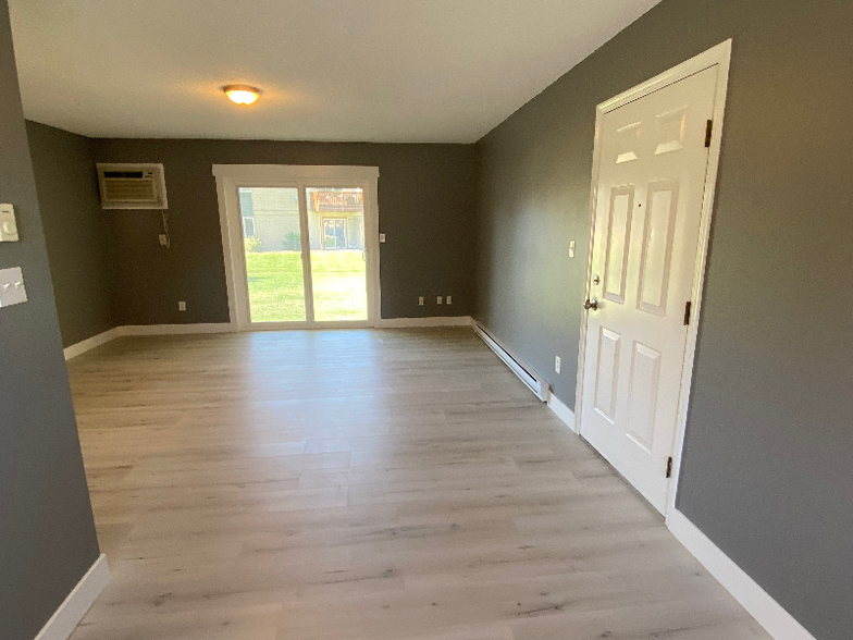 Building Photo - 2613 Davidson Dr