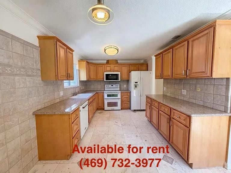 Building Photo - 9534 Brakeman Ct