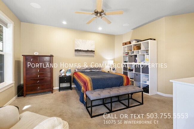 Building Photo - 16075 SE Winterborne Ct