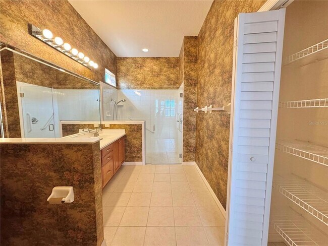 Building Photo - 2595 Salzburg Loop