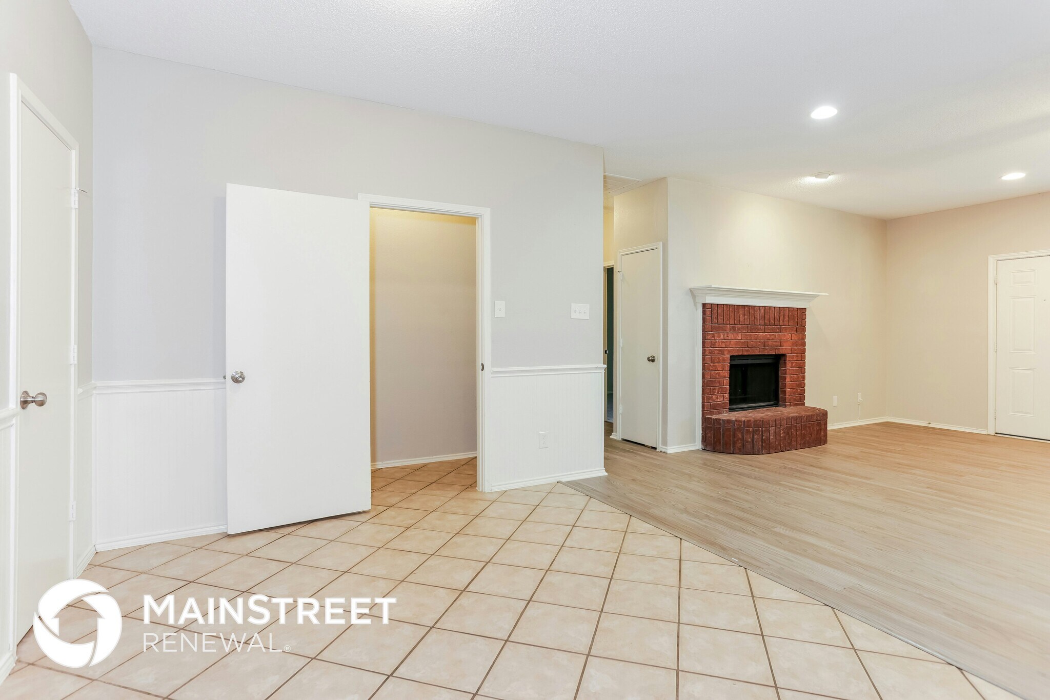 Building Photo - 815 Ackers Dr