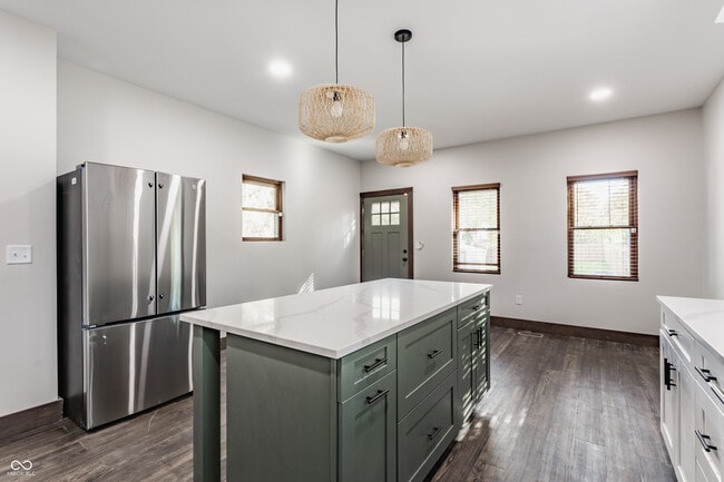 Building Photo - 1235 Tecumseh St