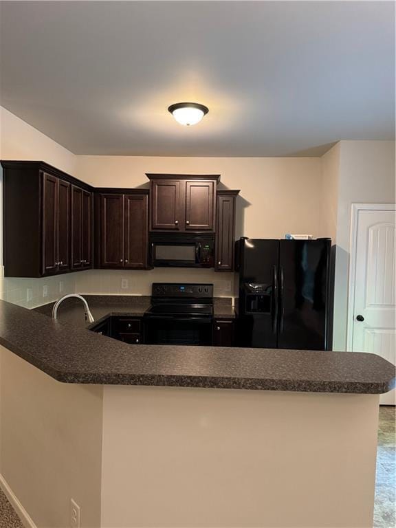 Building Photo - 692 Oakside Pl