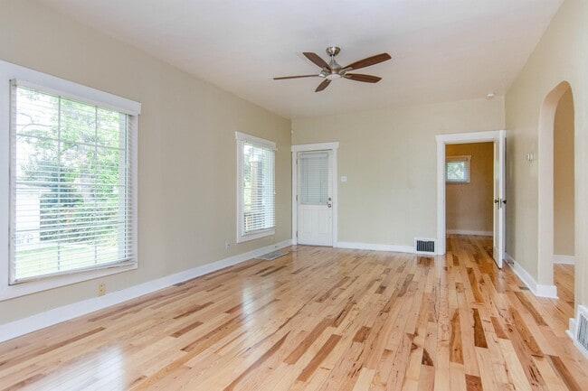 Building Photo - 233 S 900 E