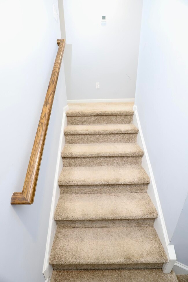 Building Photo - 1009 Providence Plantation Dr