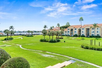 Building Photo - 145 Yacht Club Way