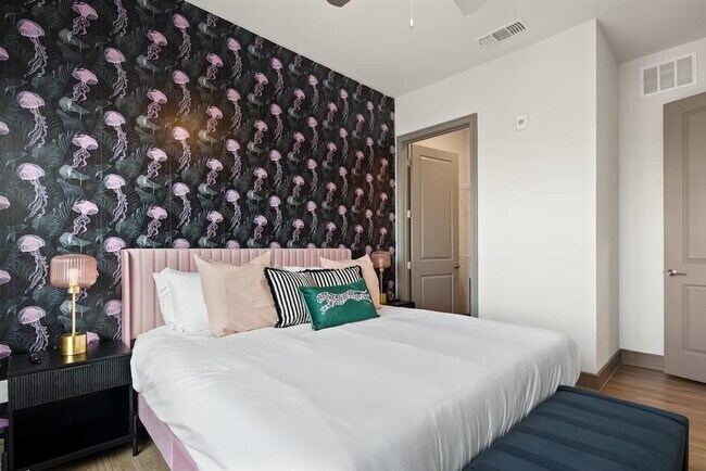 Building Photo - 8890 Founders Square Dr