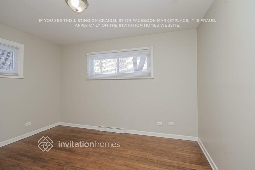 Building Photo - 368 N Biermann Ave