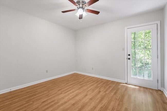 Building Photo - 1181 Brafforton Way