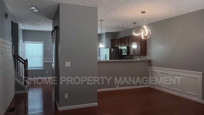 Building Photo - 756 Celeste Ln