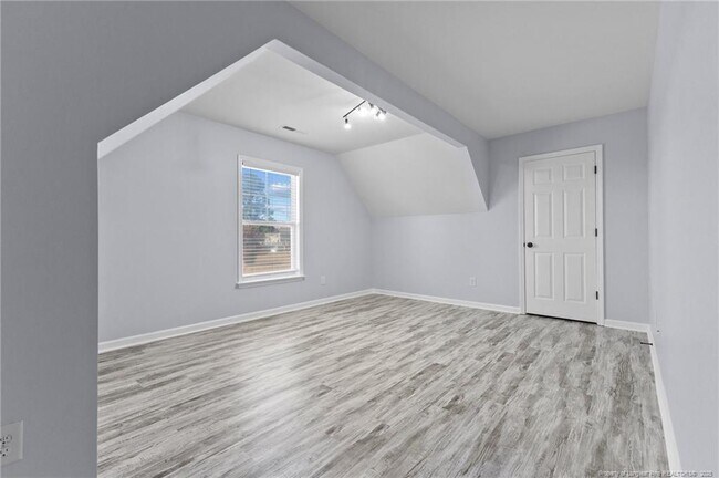 Building Photo - 12 Turnbridge Way