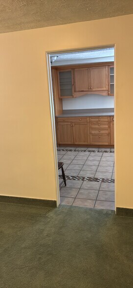 Building Photo - 4220 S Lynne Ln