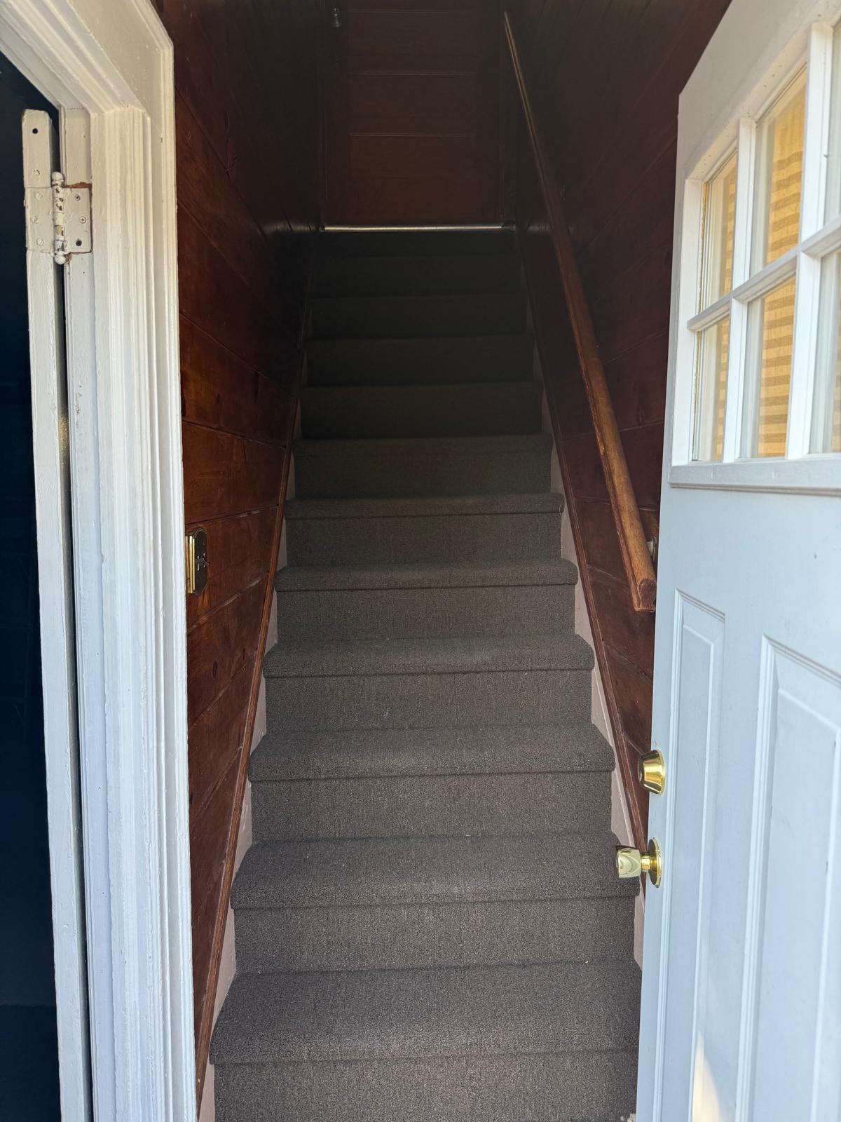 Building Photo - 12 Forest Row