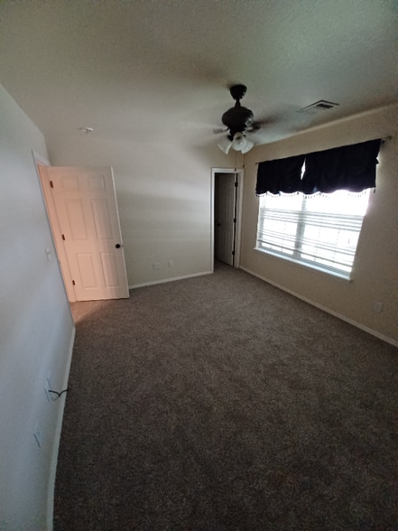 Building Photo - 3526 S Mirror St