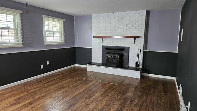 Building Photo - 6115 Christman Dr