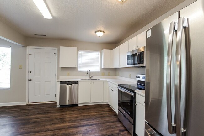 Building Photo - 6647 Wicked Oak Ln