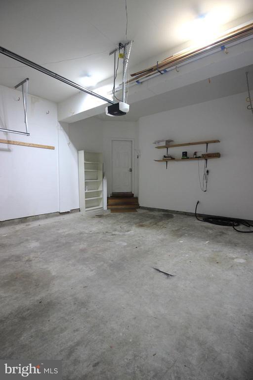Building Photo - 9577 5th Pl