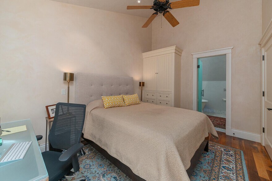 Building Photo - 605 W Colorado Ave