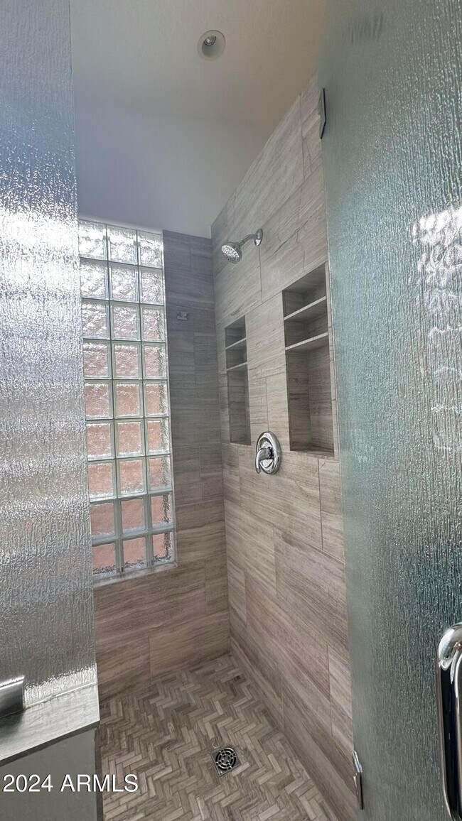 Building Photo - 14681 N 97th Pl