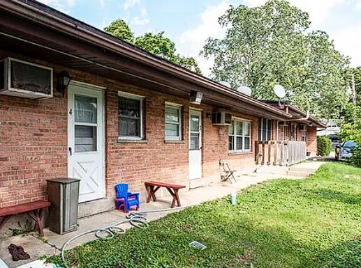 Building Photo - 314 Hickory St