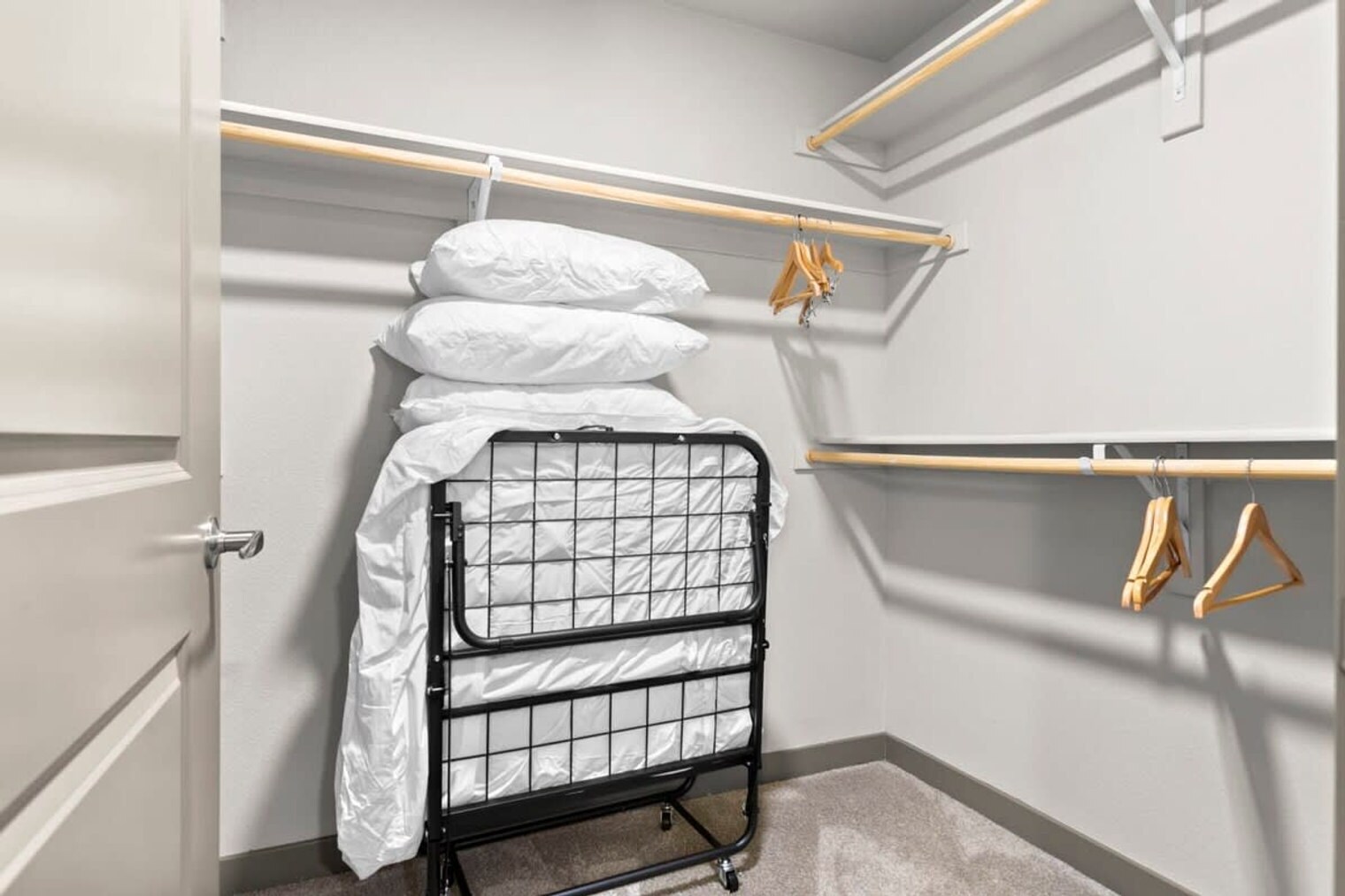 Building Photo - 400 N 2nd Ave