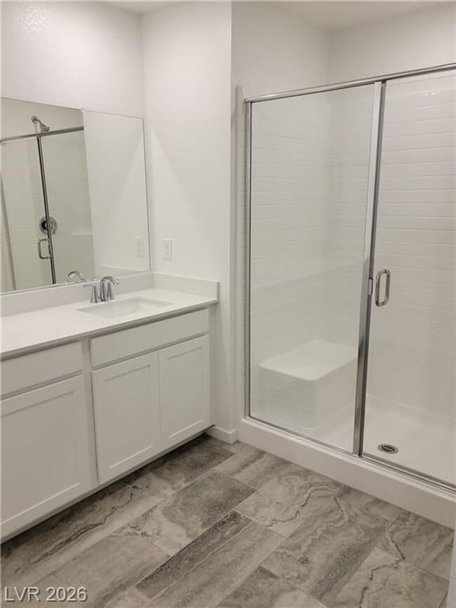 Building Photo - Spacious Henderson Townhome with Balconies and Resort Amenities