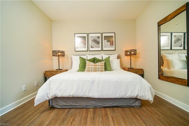 Building Photo - 312 Fishers Ct