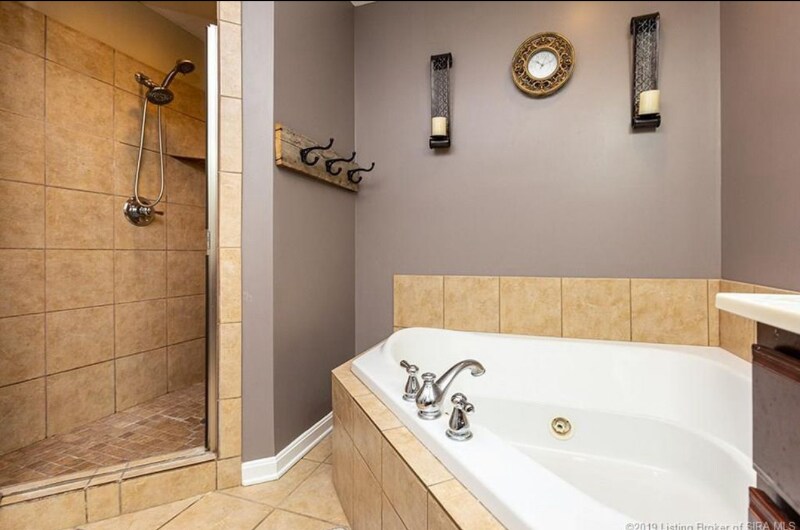 Building Photo - 13807 Deerfield Crossing
