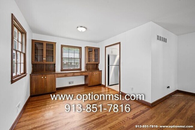 Building Photo - Comfort, Space & Style – Beautifully Updated Split-Level Home