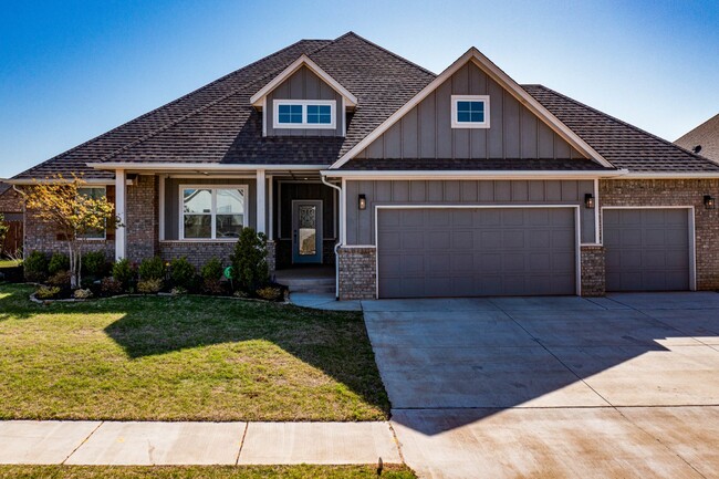 Building Photo - Stunning Corner Lot