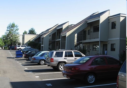 Building Photo - Evergreen East Apartments