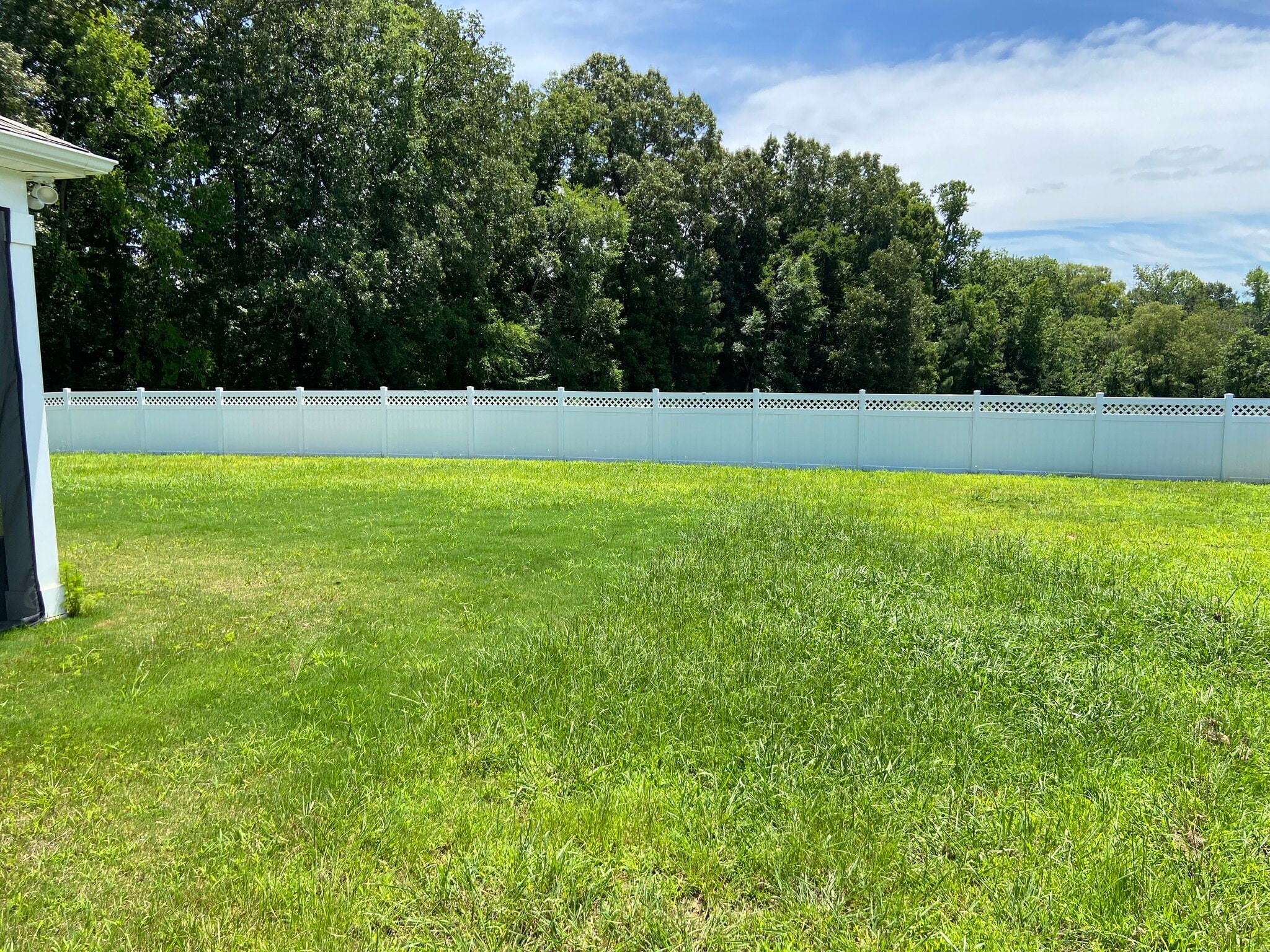 Building Photo - 1251 Middlecrest Dr