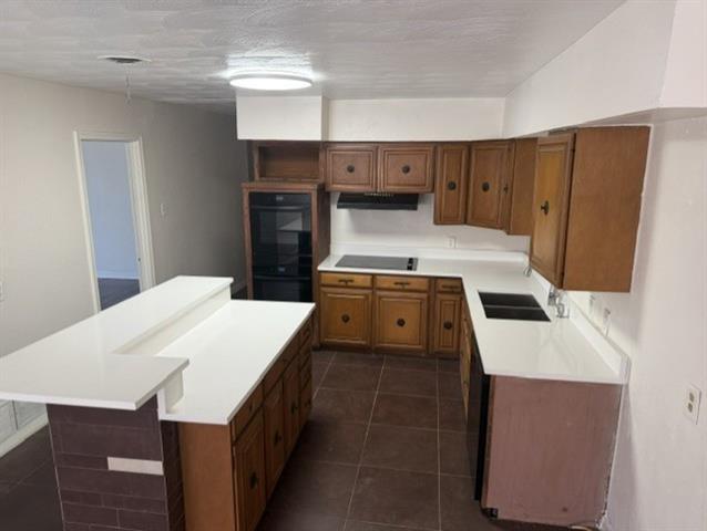 Building Photo - 1303 Cypress Dr