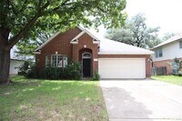 Building Photo - 403 N Blue Ridge Pkwy