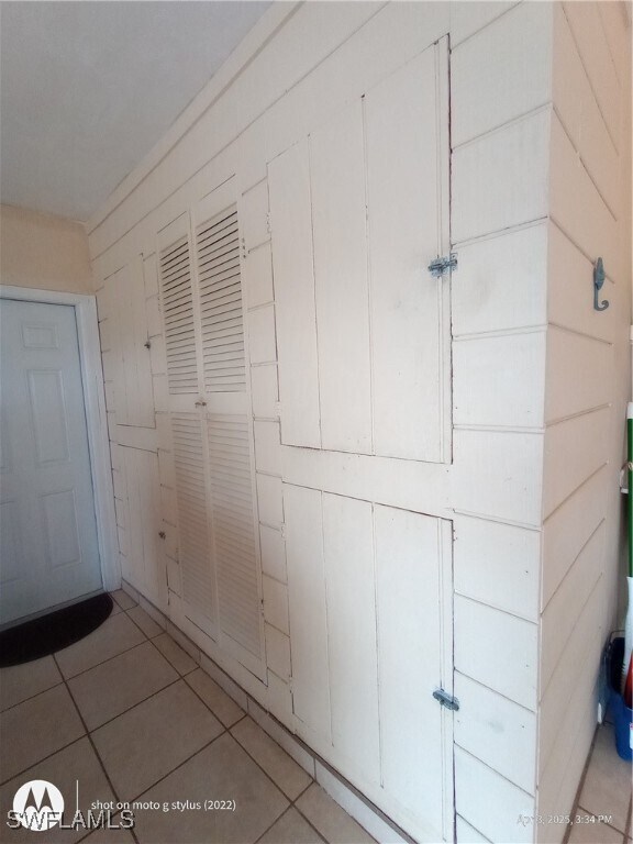 Building Photo - 237 SW 48th Terrace