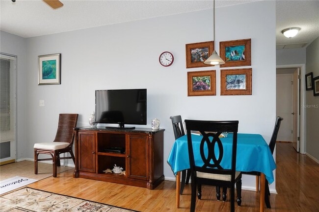 Building Photo - 4337 Tahitian Gardens Cir