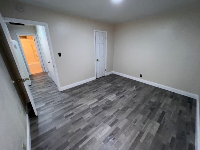 Building Photo - 19457 Hill St