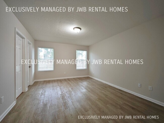 Building Photo - 8706 Berry Ave