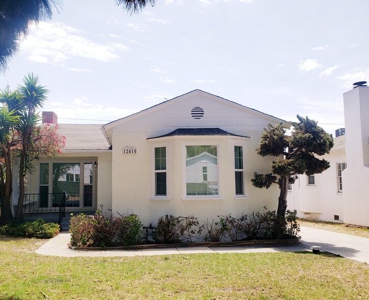 Primary Photo - 12410 Idaho Ave