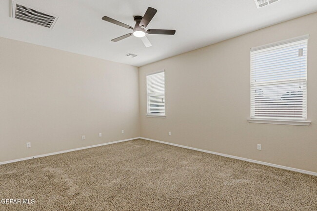 Building Photo - 14458 Vincent Kalel