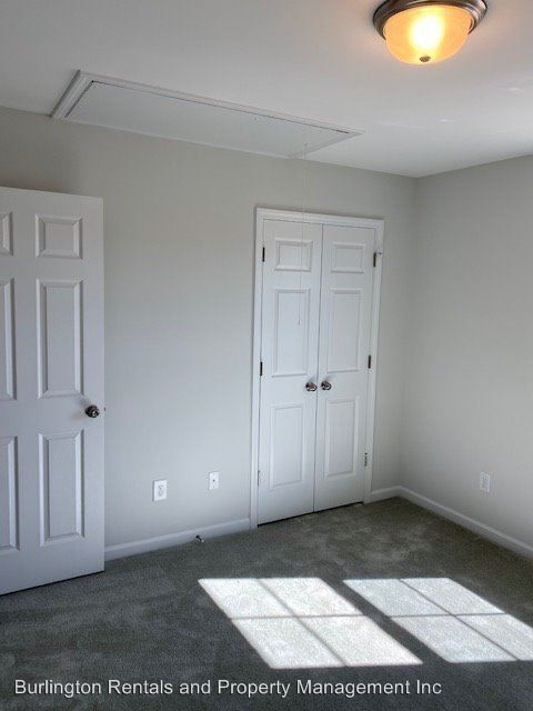 Building Photo - 4 br, 2.5 bath House - 252 Brassfield Dr.