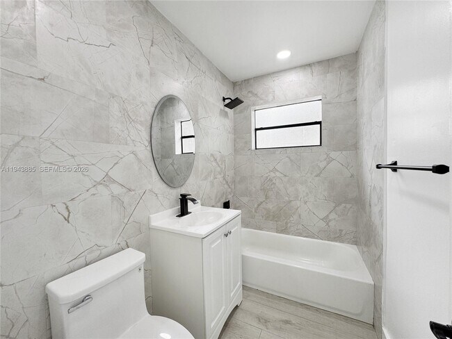 Building Photo - 631 N 68th Terrace