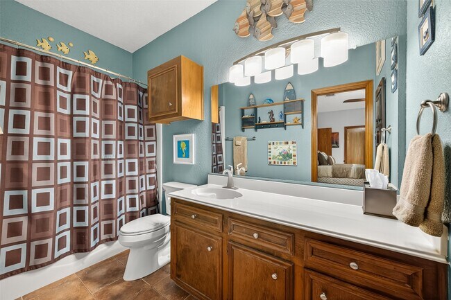 Building Photo - 1623 Lake Arbor Dr