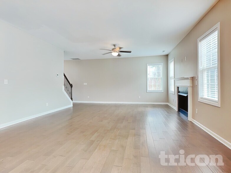 Building Photo - 81 W Lumber Ct