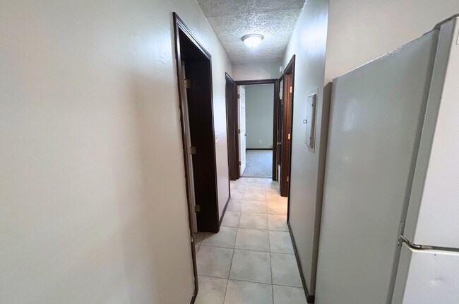 Building Photo - 407 Parker St